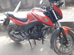 CB Hornet 160R